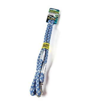 Four Paws Nite Brite Reflecting Leash, 5 8in x 6ft Blue